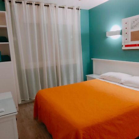 Apartamentos Eldorado โยเรตเดมาร์ ภายนอก รูปภาพ